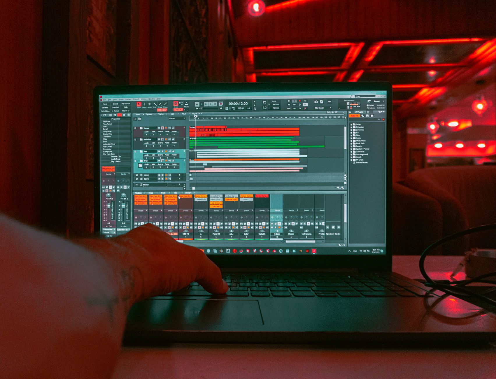fl studio step sequencer drum pattern close-up