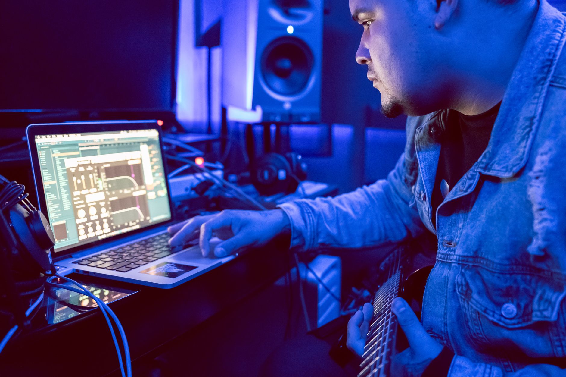 how to treat a bedroom studio