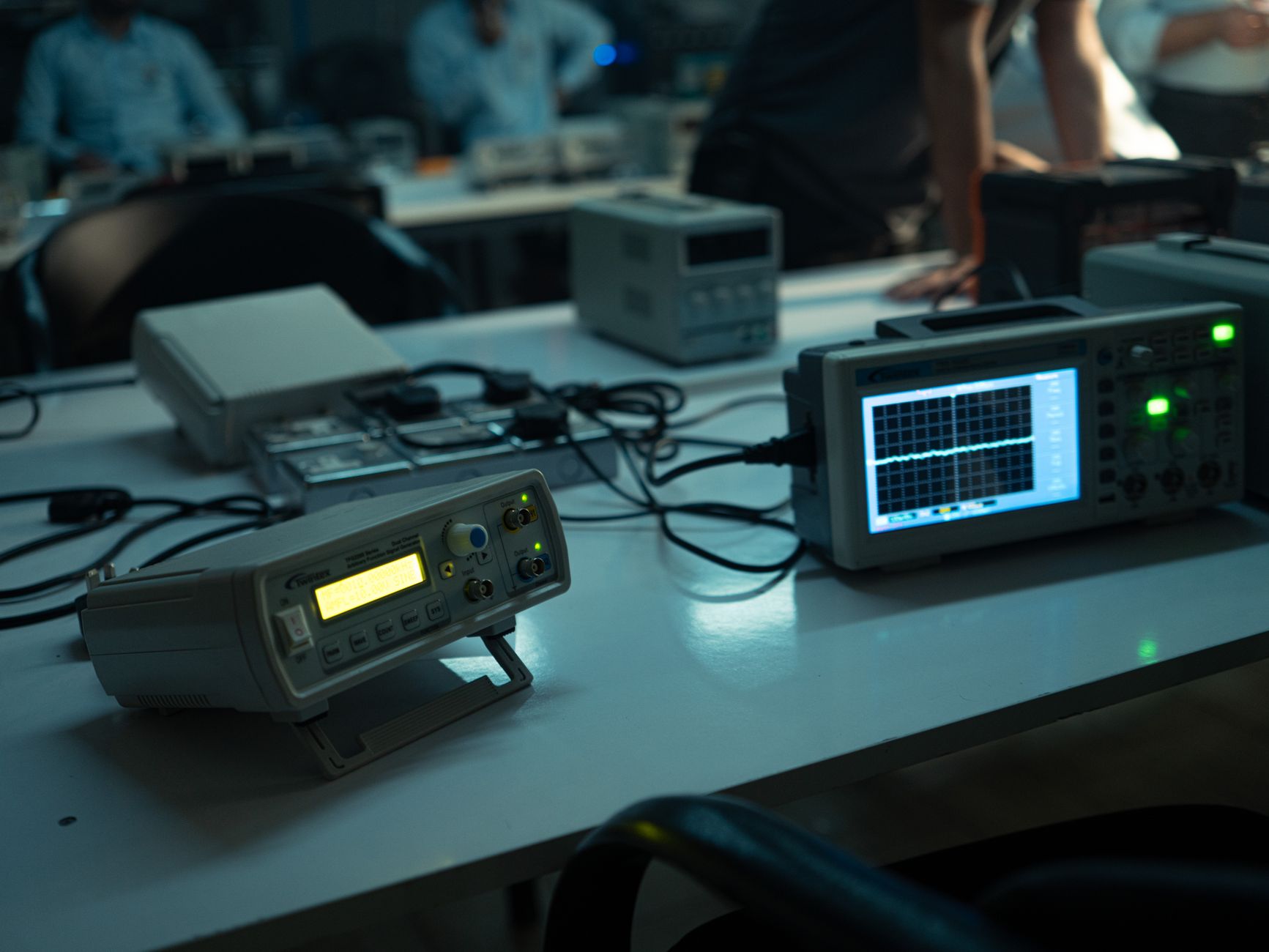 studio monitor frequency response measurement graph