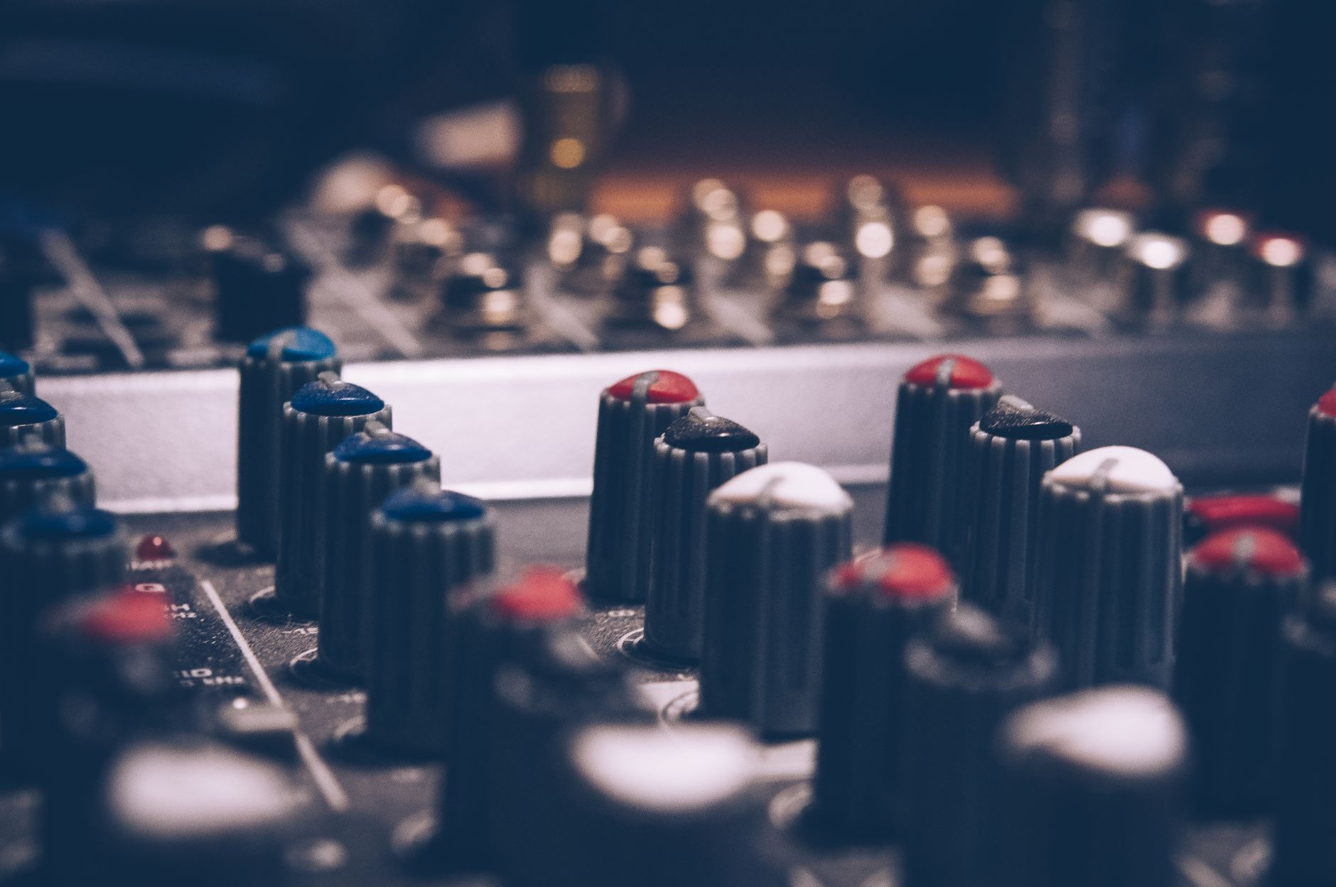 presonus audiobox usb 96 front panel close-up