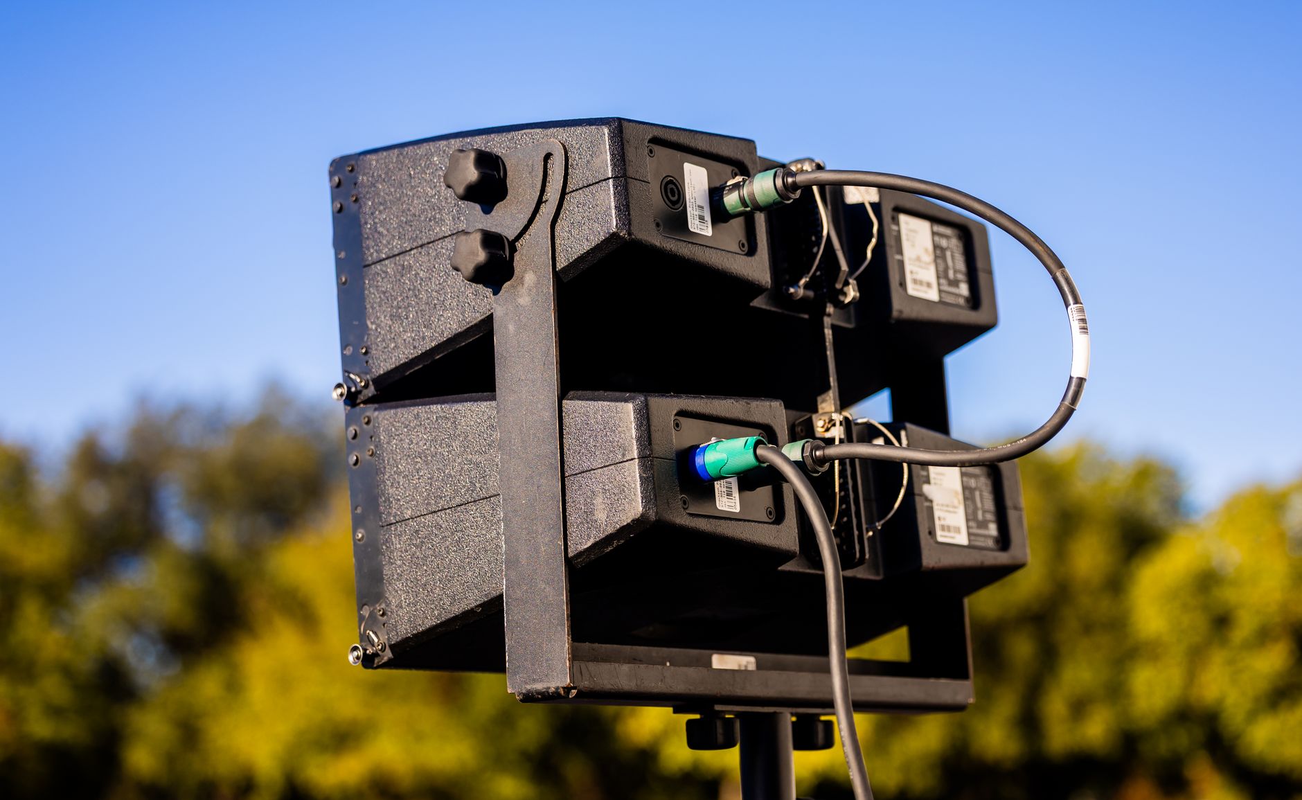 audio interface rear panel monitor outputs cable connections